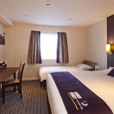Premier Inn Exeter Ngoại thất bức ảnh